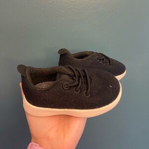 Toddler Allbirds size 5